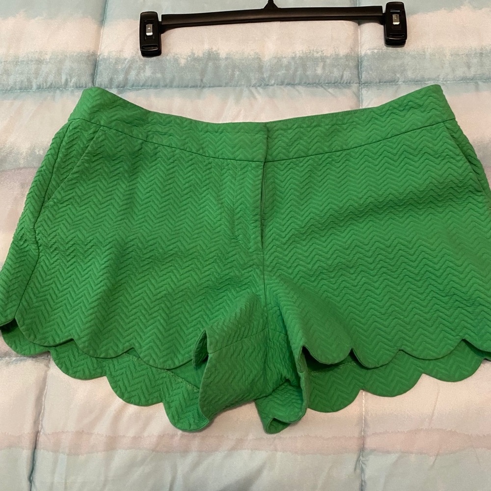 Crown and ivy shorts